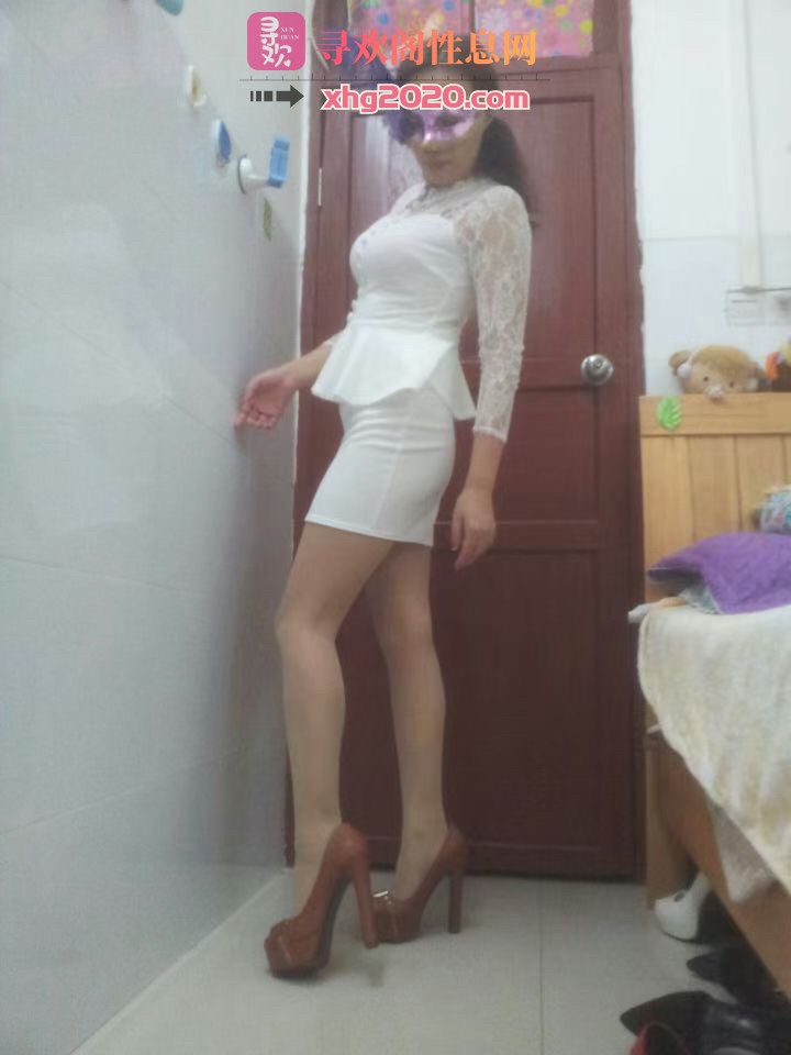 越秀长腿熟妇
