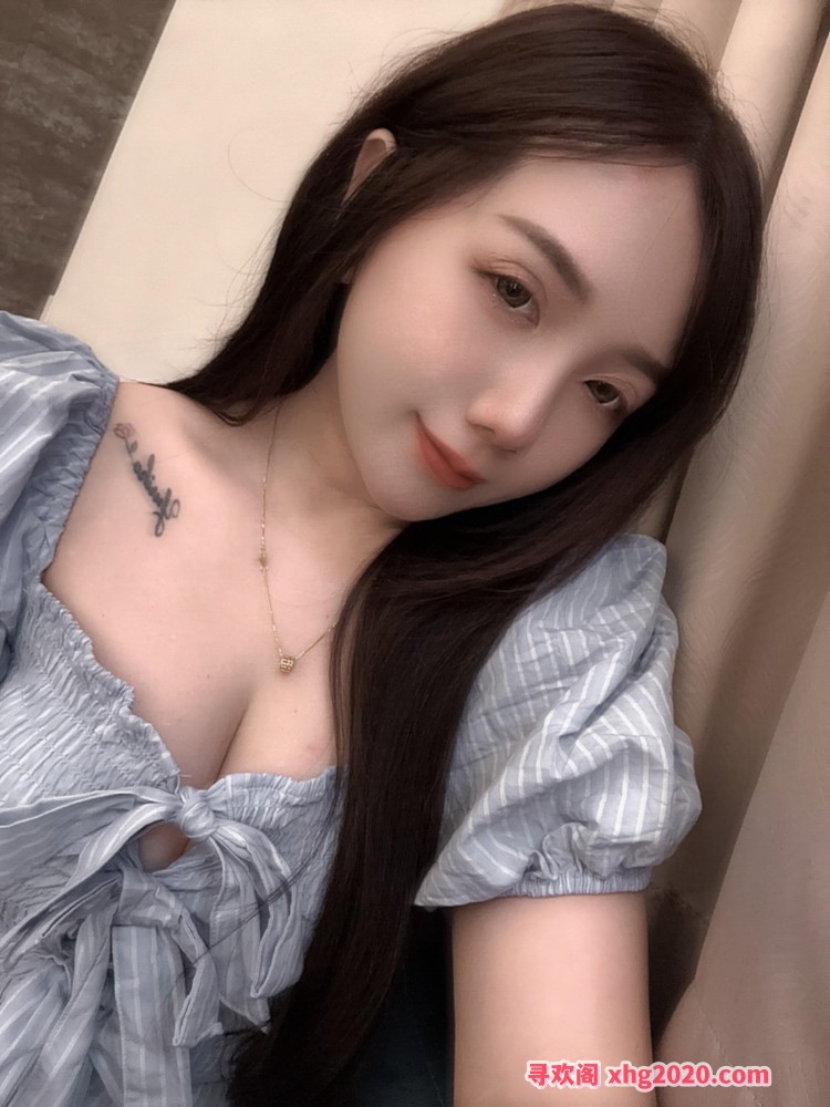 新区D杯大姐姐