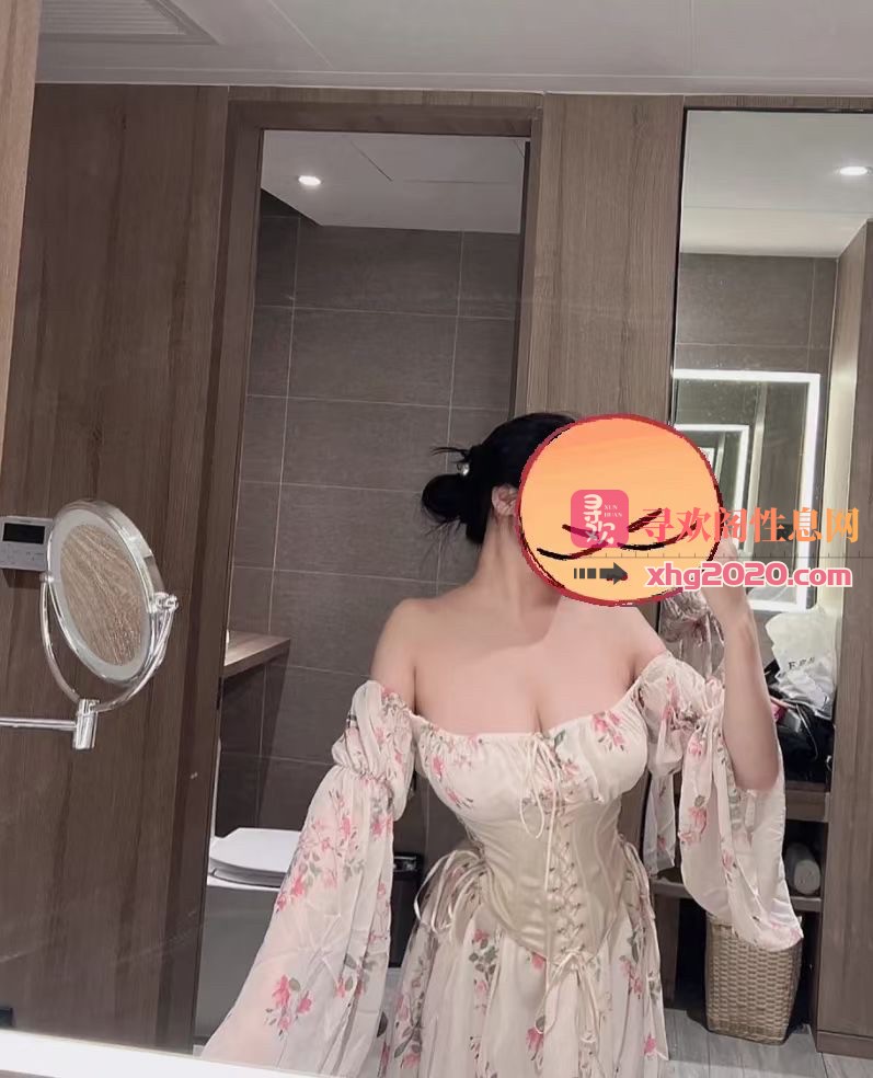 武侯胸大水多小妹