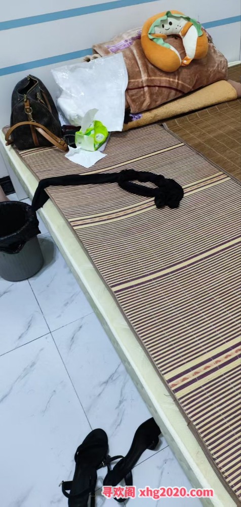 南宁可单可双小少妇