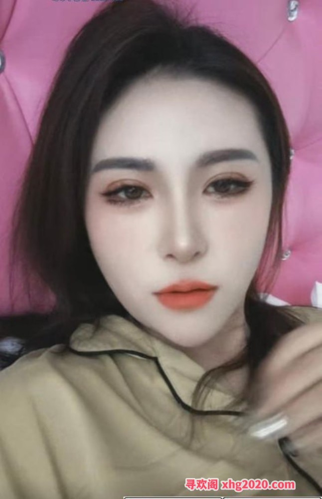 双胞胎姐妹花
