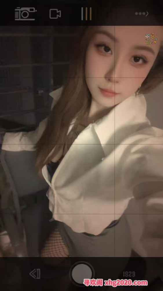 金水丰胸肥臀美少妇
