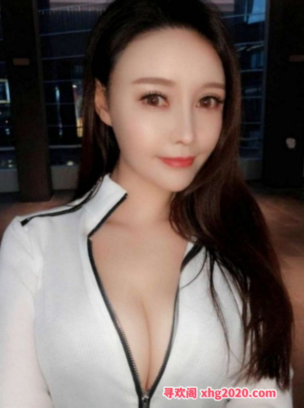 莞式大胸骚妇