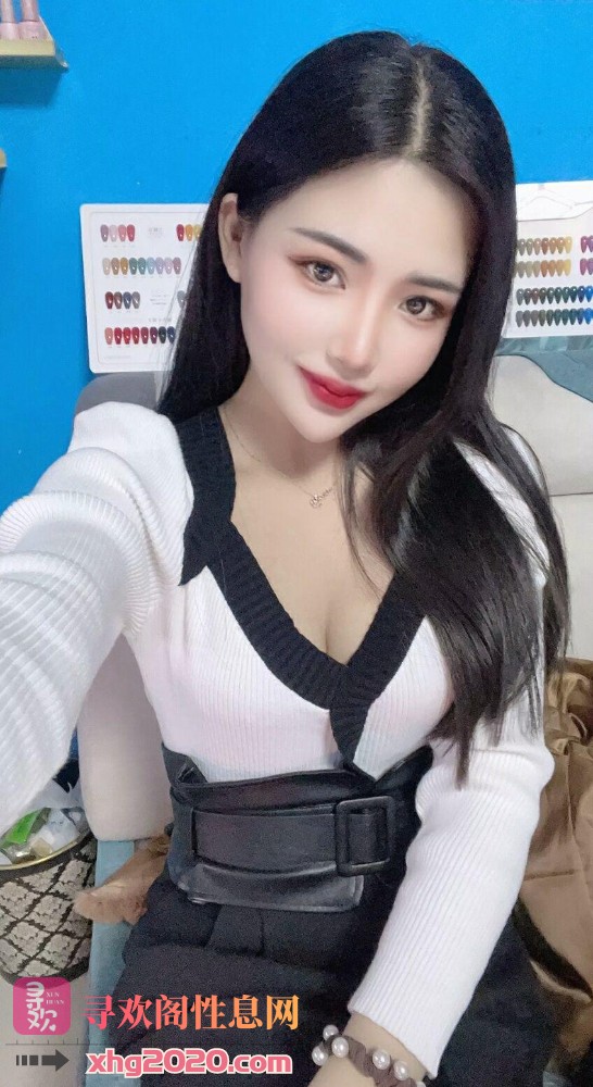 宝安极品黑丝大长腿尤物