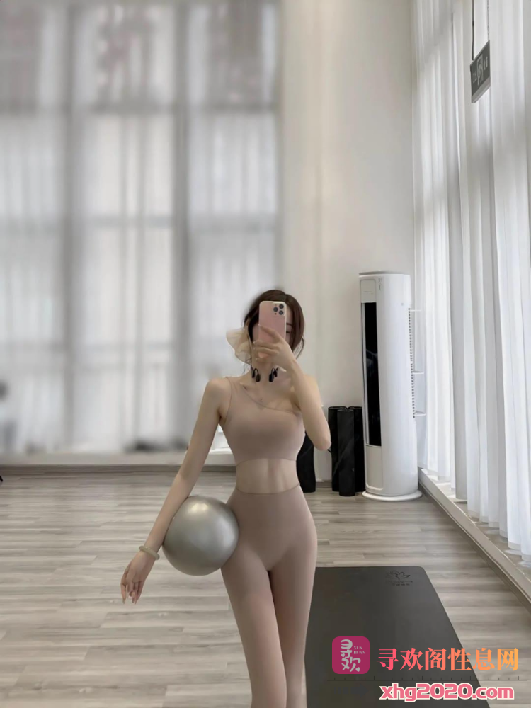 瑜伽老师杭州你小妞