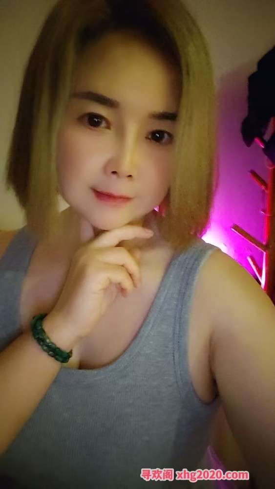 南站大胸少妇姐姐