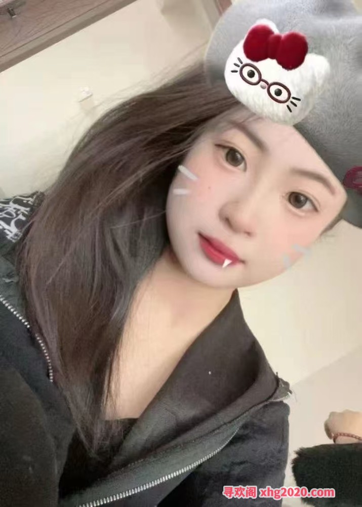 肤白可爱小蜜桃