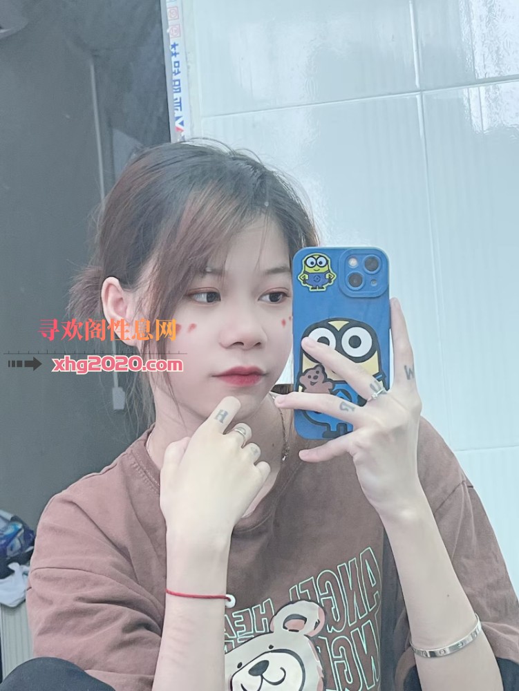 深圳龙华00后