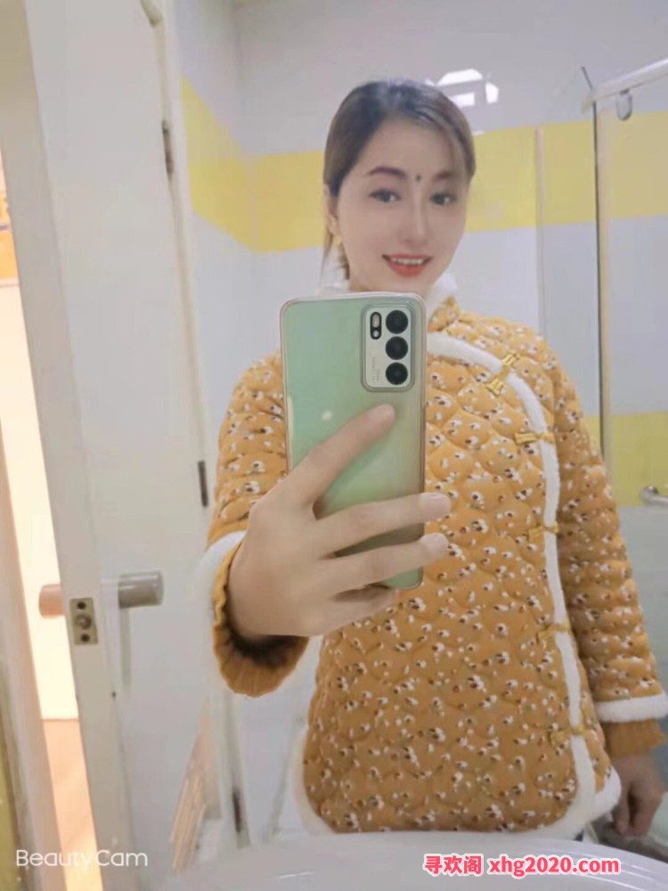 朝阳这个妹子很不错