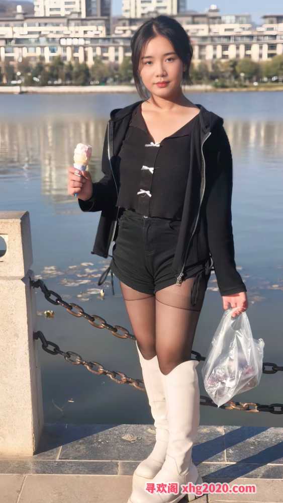 情绪价值很足的少妇