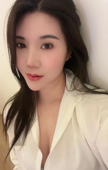 中春路地铁口小贝
