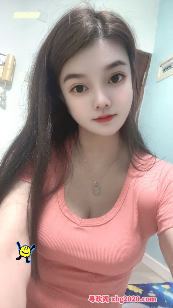 大新地铁体贴少妇