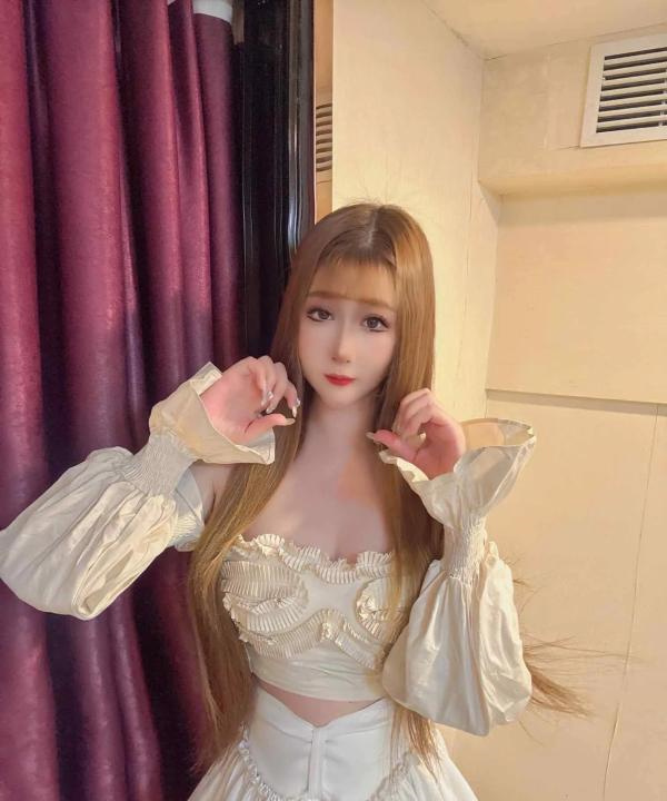 酥胸美腿甜妹纸