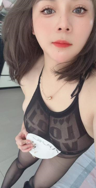 体验黑丝制服诱惑