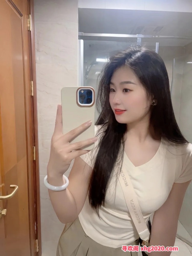 江宁刚下海邻家女孩