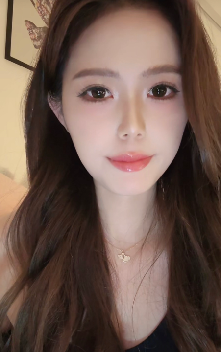 性感美丽兼职小美女
