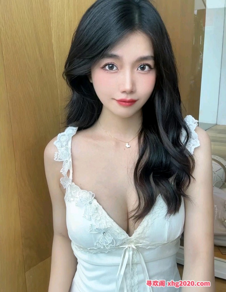 粉嫩鲍鱼水多妹妹