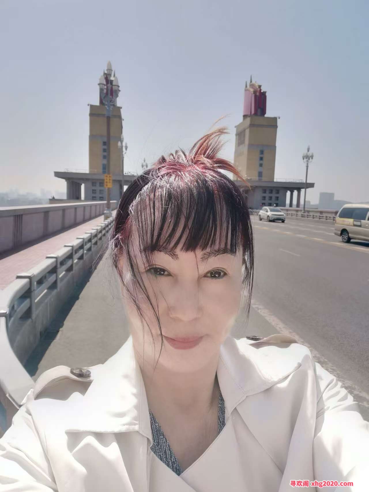 阴毛茂盛的熟女