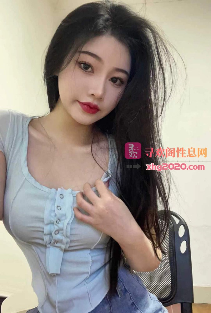 深圳大奶逼紧水多 小妹