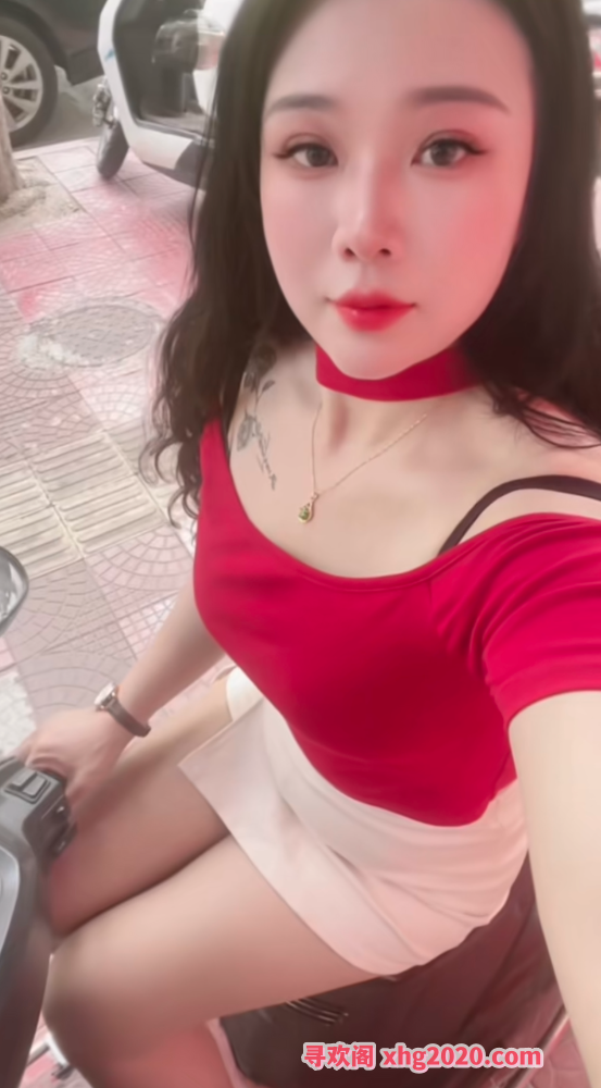 劲松可大可小的妹子