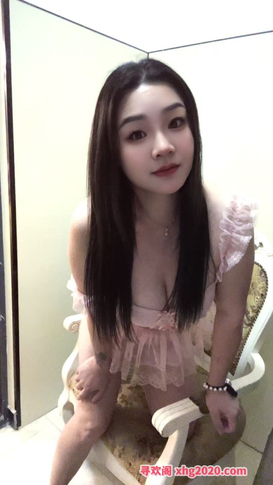 临平大奶少妇