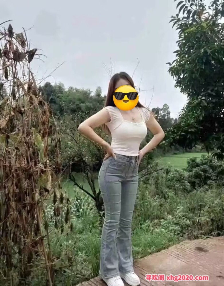 丰满美少妇