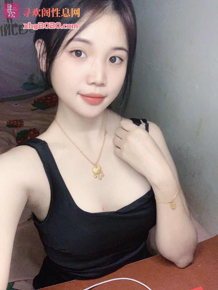 南山邻家小骚女  口活好水很多