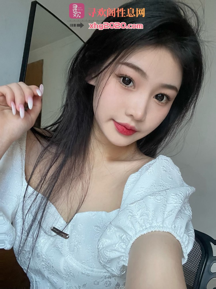妖艳苗条小骚货   活好会配合