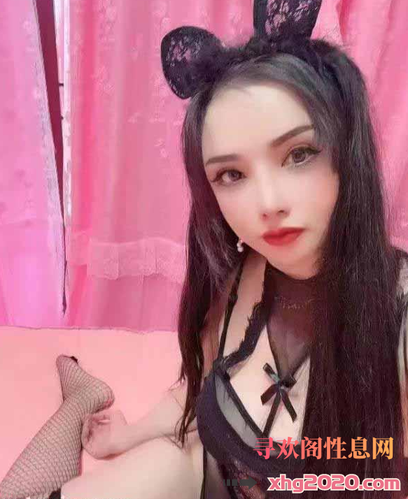 上海-年轻小姐姐
