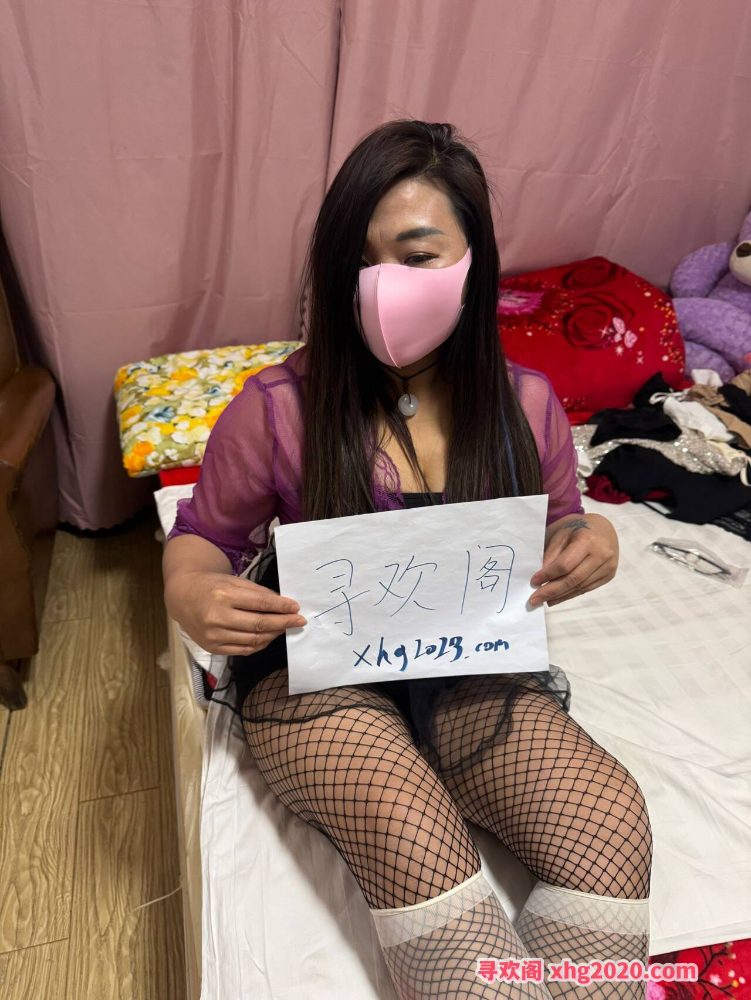 秦淮双飞熟女姐妹