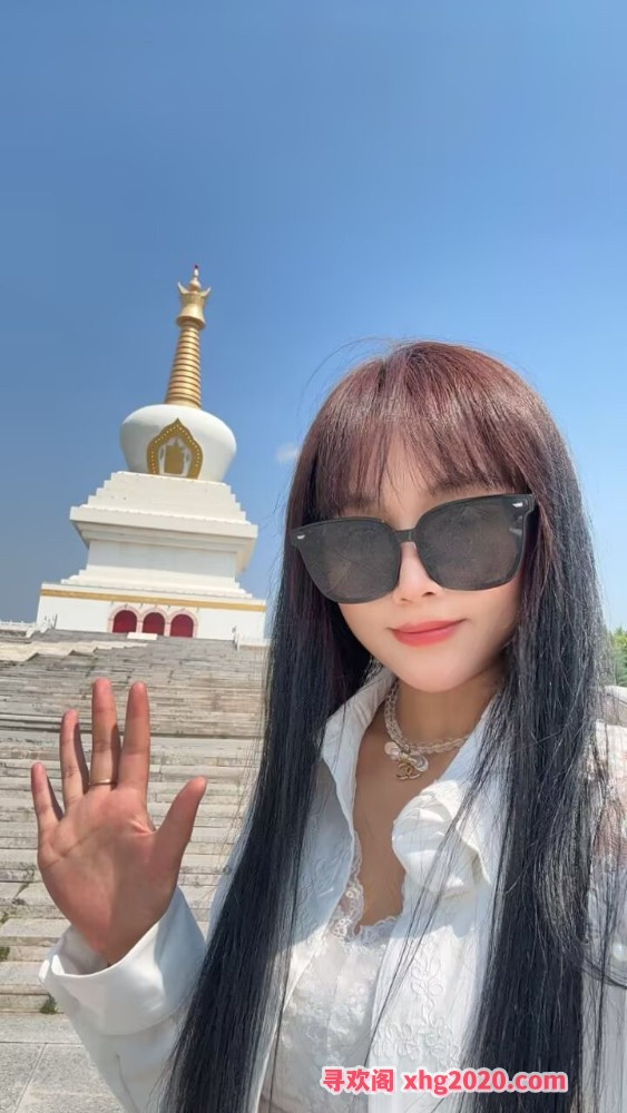 乖小巧小少妇