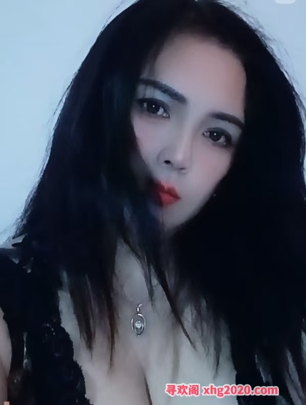 大胸少妇
