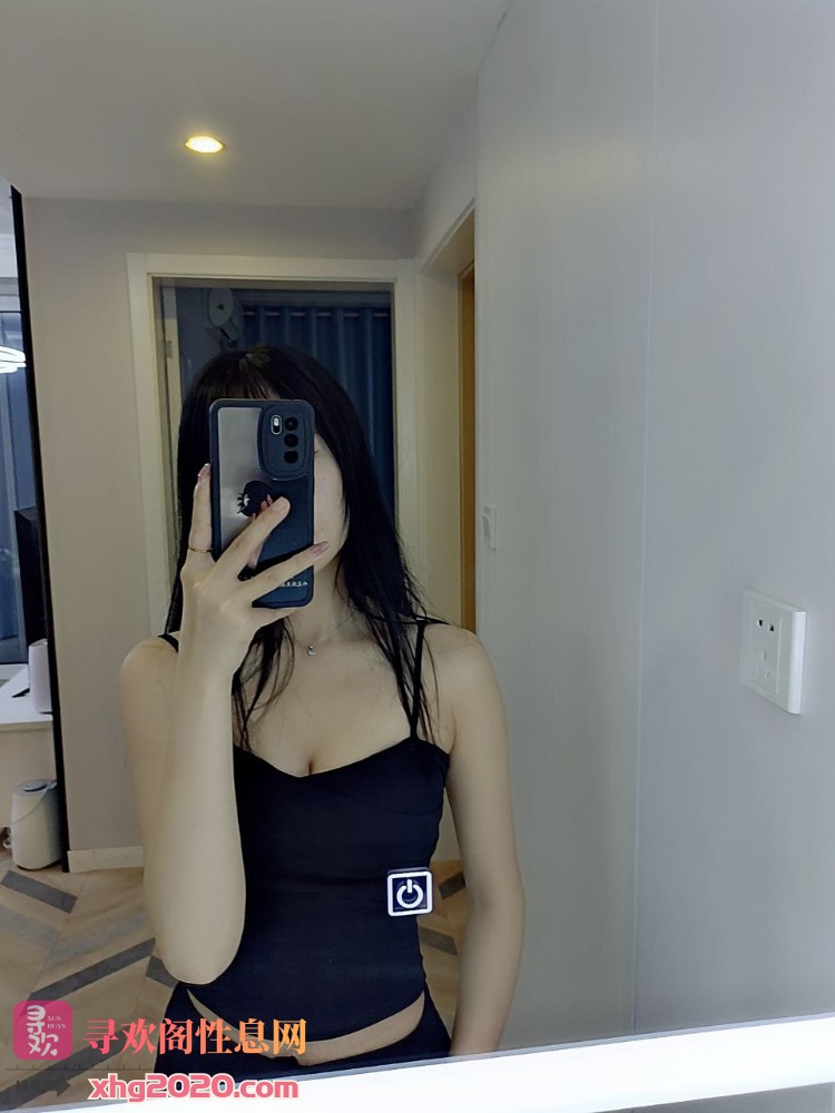 会吸会夹的嫩妹子