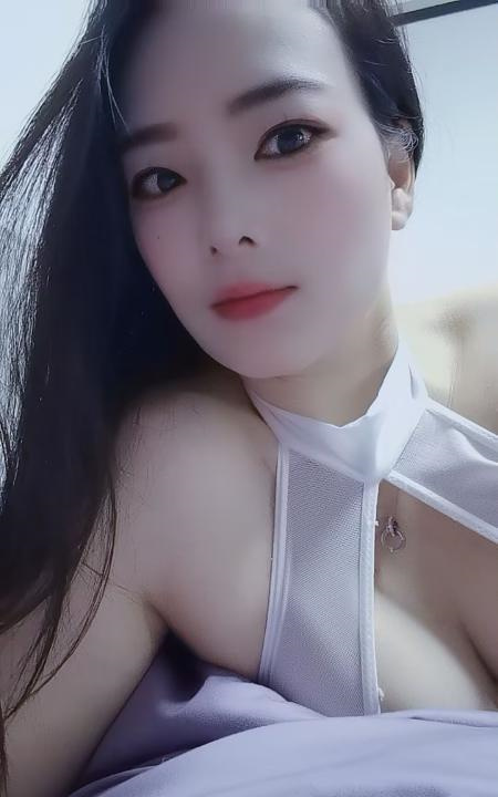 美胸小嫂子琪琪