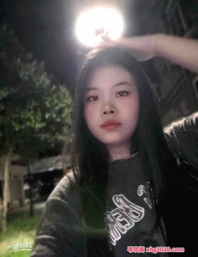 梅溪湖嫩妹