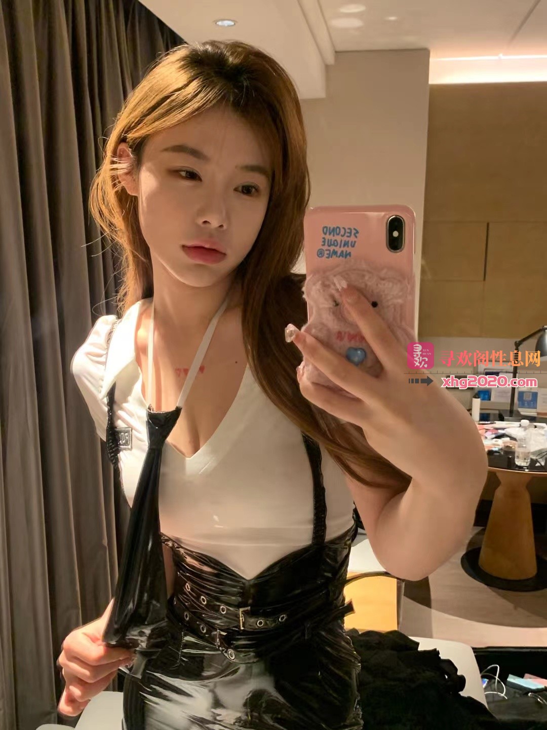 上海御姐嫩模罗小妹回来了