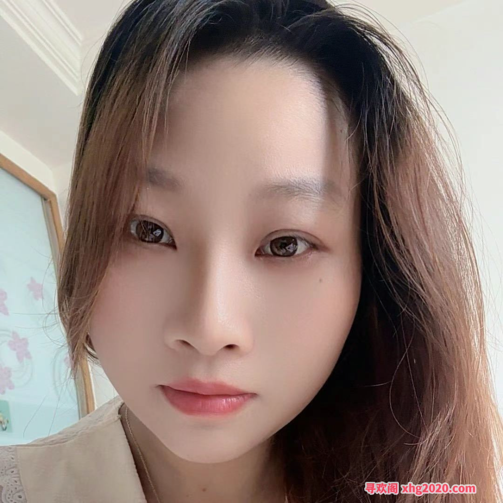 松门很爽的妹子