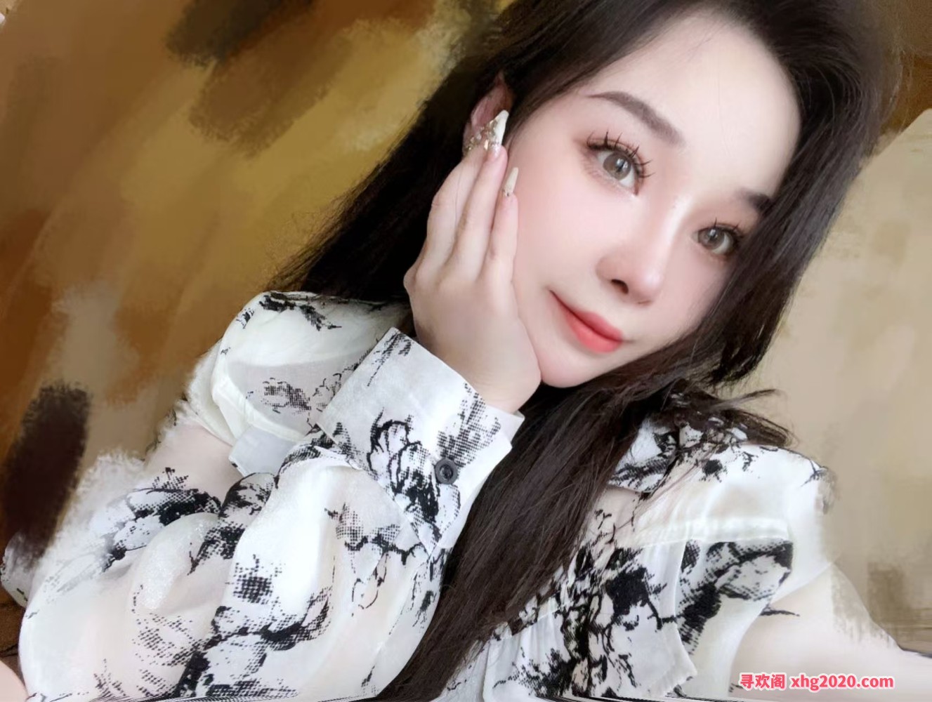 大奶小妹好炮架