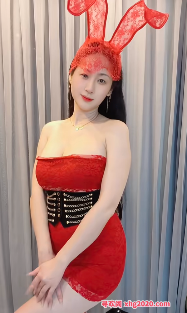 女仆诱惑的小尺姐姐