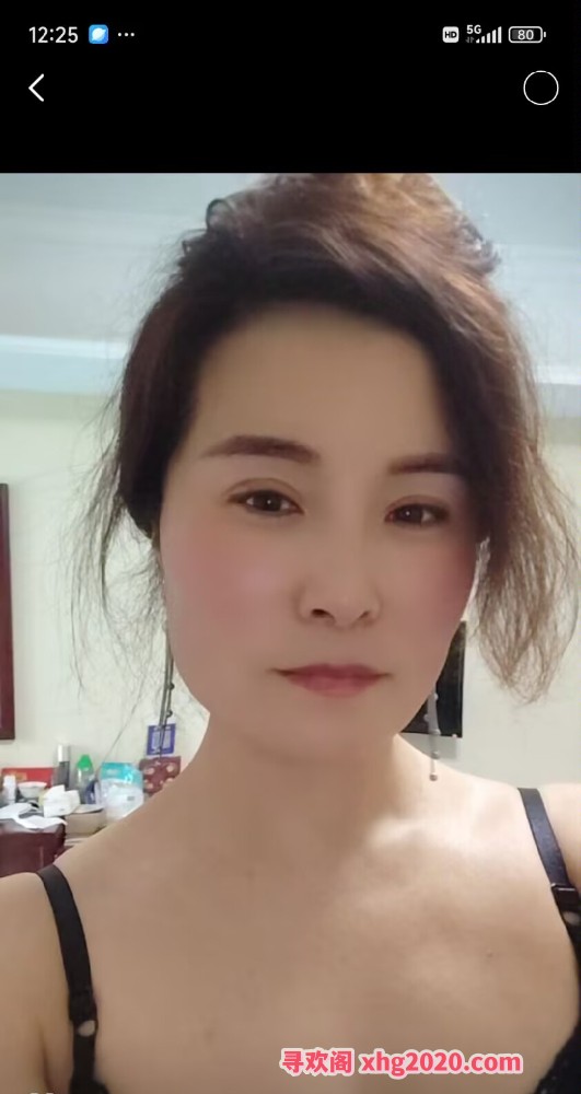 身材很好的韵味少妇