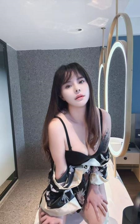 服务小姐姐若兰