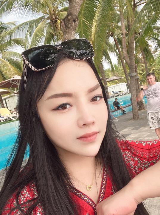 武昌大奶小姐姐