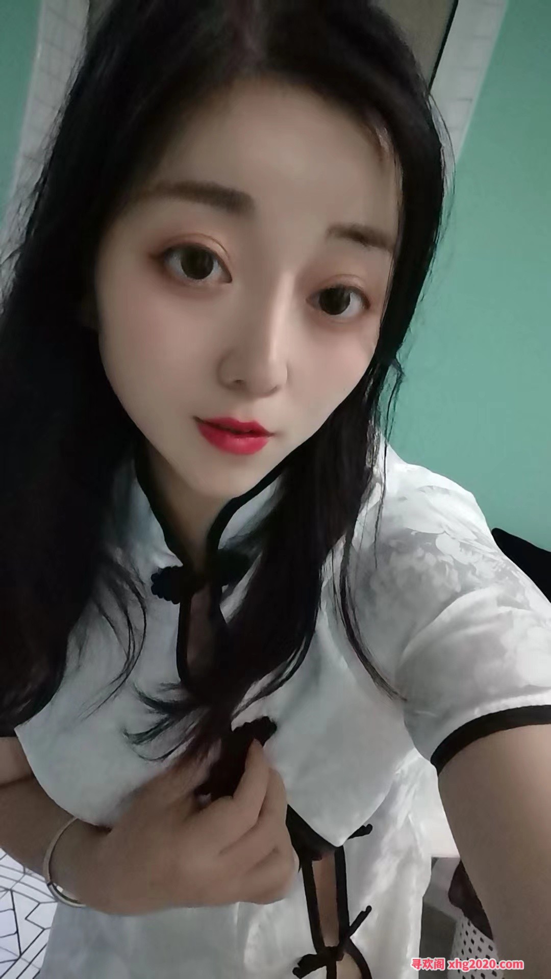 静安三通美少妇