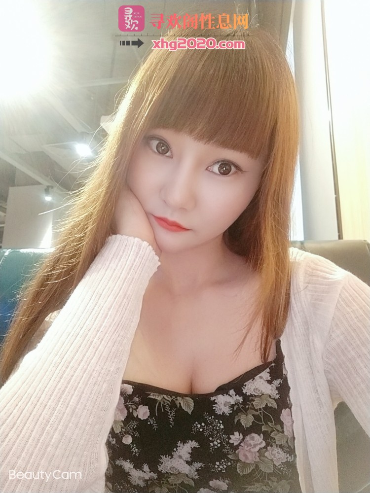 武汉口射豪乳大胸妹子