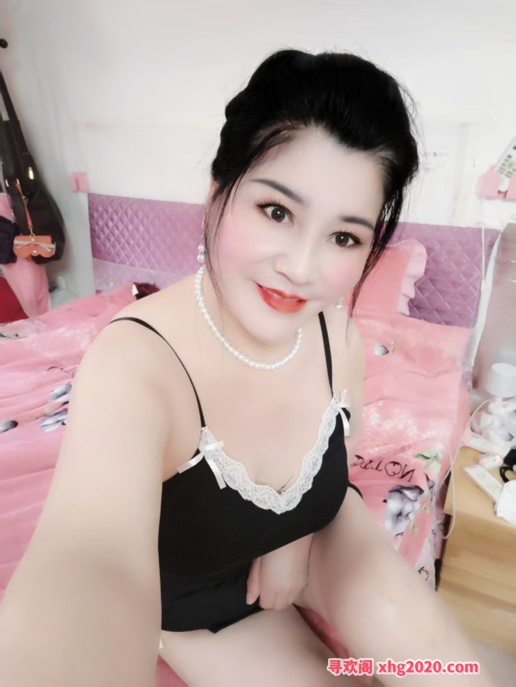 服务态度非常好的熟女