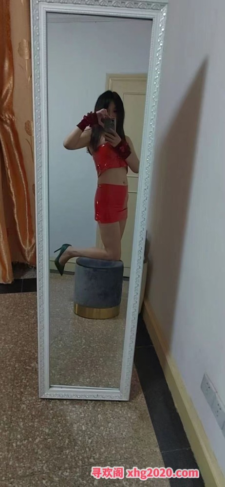 爱穿情趣内衣的爽快妹子
