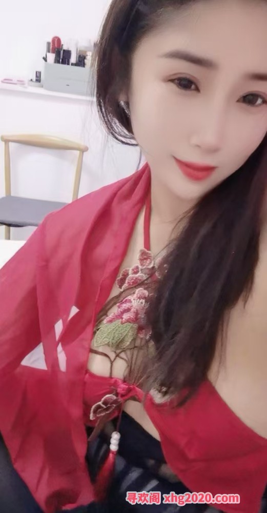 丰满肥臀大胸妹妹