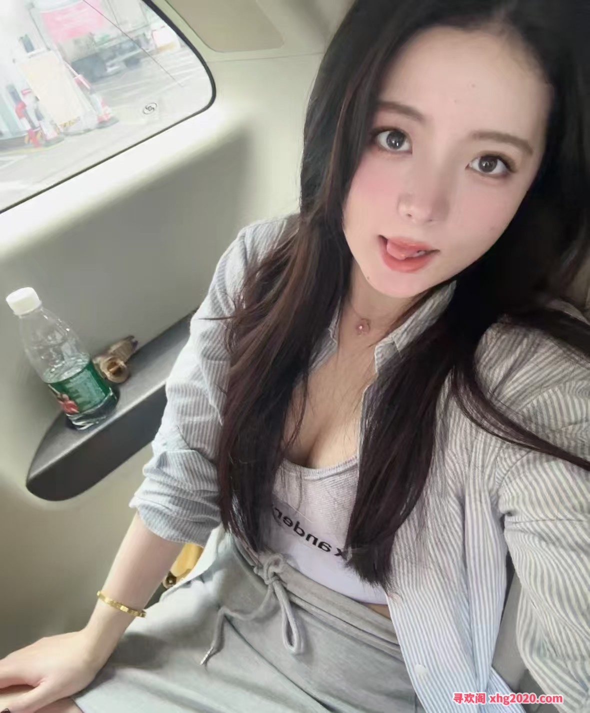 小家碧玉美娇娘