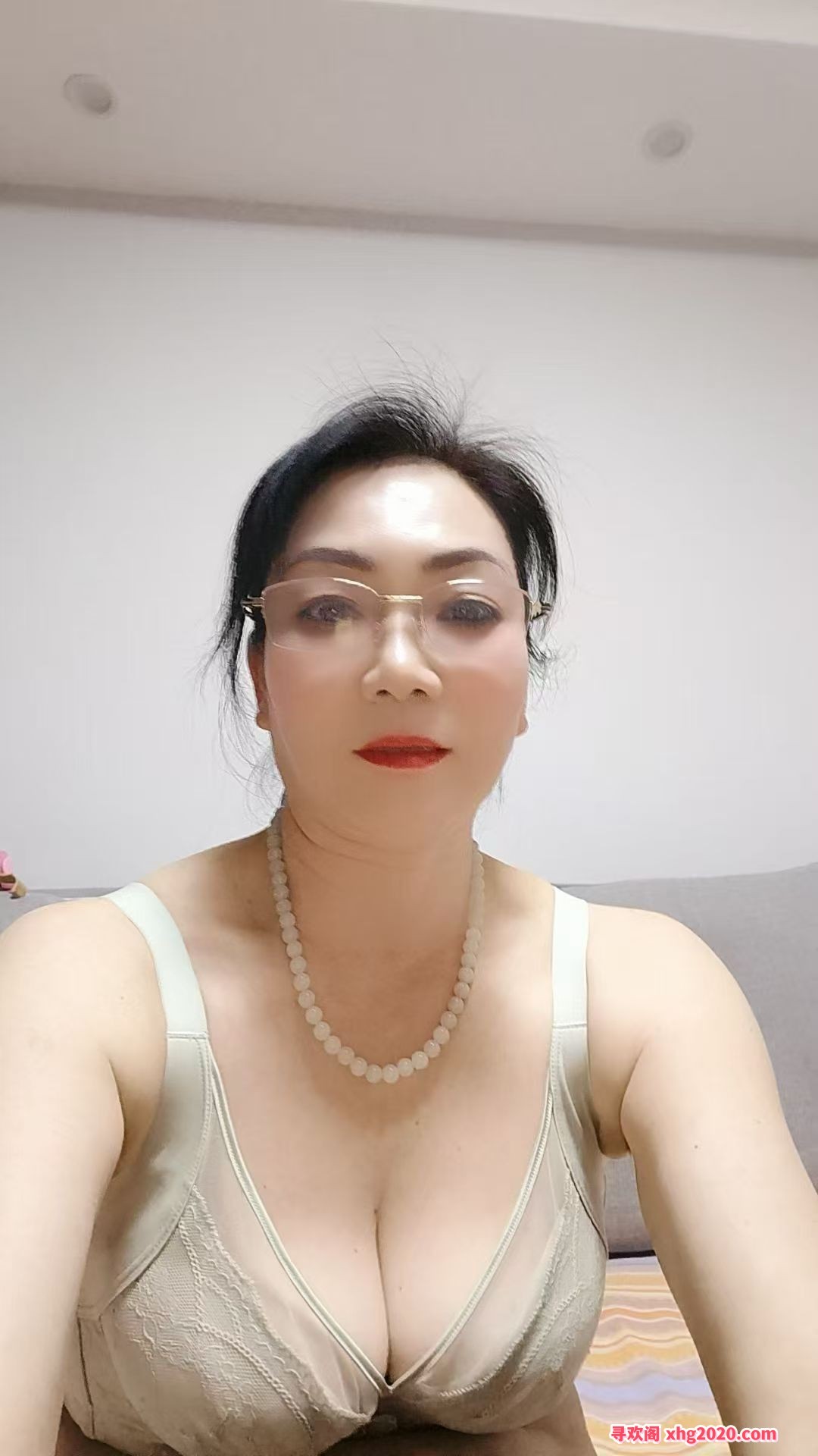 姐姐风韵犹存韵味十足