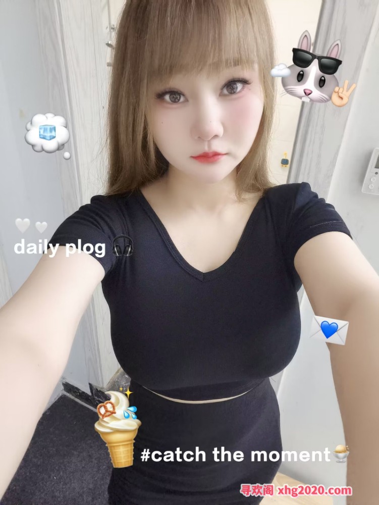 大奶小苹果